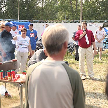 Stoczniowcy protestowali na pikniku. Zobacz film!