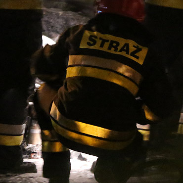 Zapalia si opona i zderzak samochodu