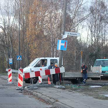Jeden chodnik wicej na Warszowie
