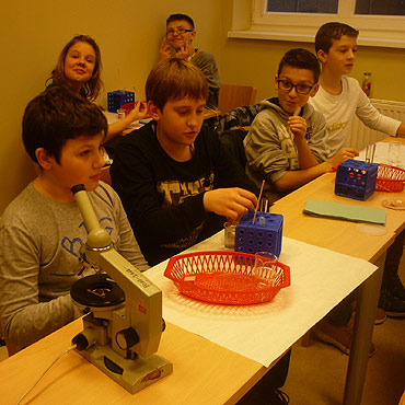 Noc Biologw z udziaem uczniw Szkoy Podstawowej numer 1