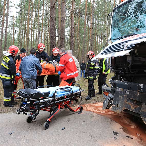 Grony wypadek na Karsiborskiej. Jedna osoba w szpitalu