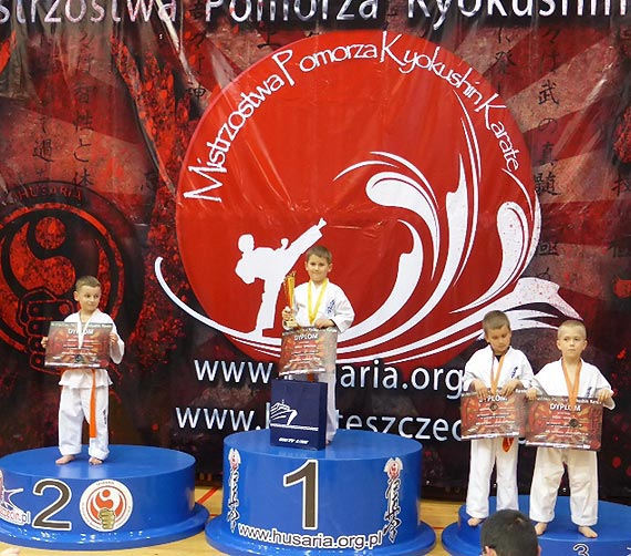 winoujska Akademia Karate Kyokushin zdobya 8 medali na Mistrzostwach Pomorza!!!