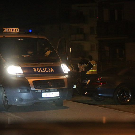 Niemiecki kierowca na podwójnym gazie zatrzymany w Świnoujściu. Ścigała go policja z Niemiec