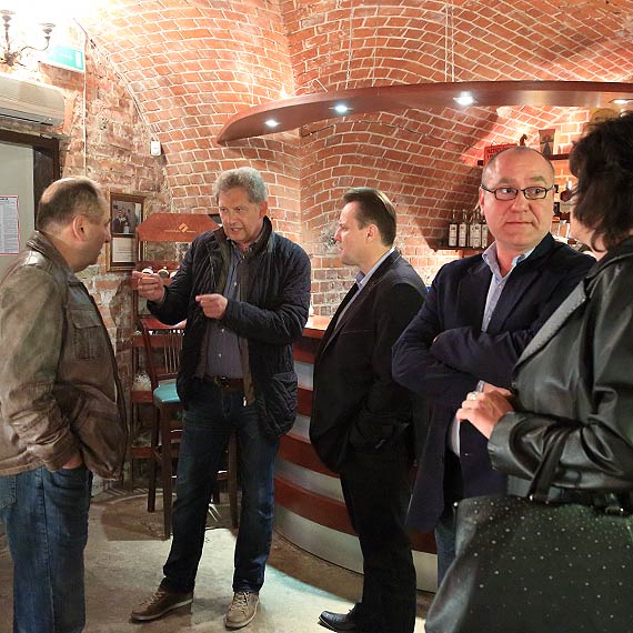 Przedsiębiorcy porwani przez Wikingów w odległe średniowiecze. Zobacz zdjęcia i film!