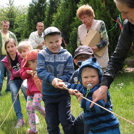 Zarz±d Ogrodów „Granica”- dzieciom