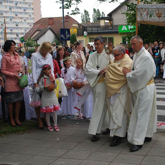 Procesje w wielu zaktkach winoujcia