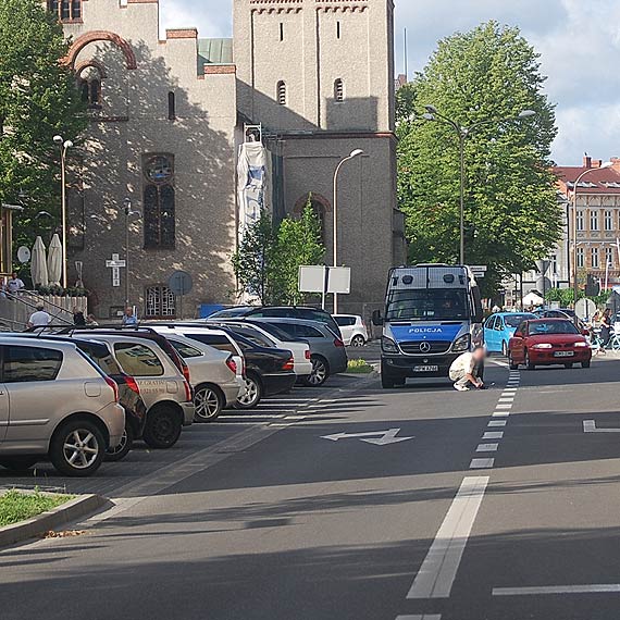 Kierujca Audi wymusia pierwszestwo