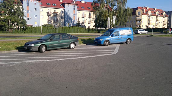 Mistrzowie parkuj na martwym polu