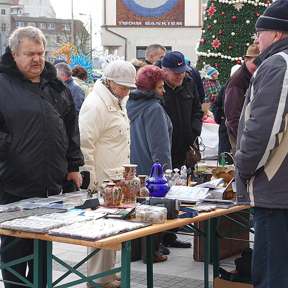 Szukasz prezentu pod choink? Przyjd na Pchli Targ na Placu Wolnoci