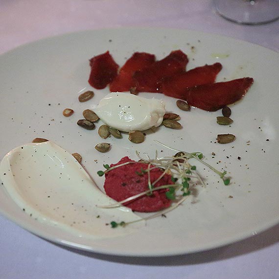  Uczestnik MasterChefa Leszek Wodnicki gotowa dla goci w restauracji Casino. Zobacz film!