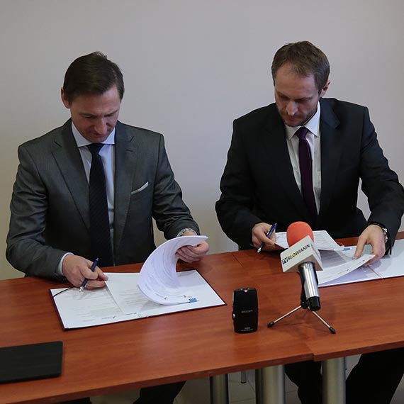 880 000 zotych na budynek i doposaenie mariny 