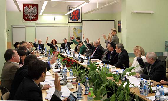 Radni niemal jednogonie poparli budet miasta na 2015 rok