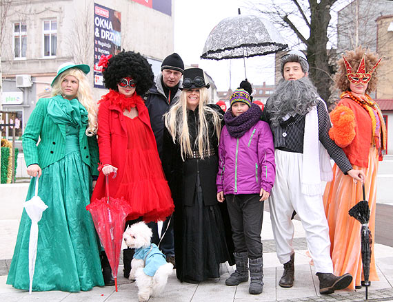 Karnawaowy spacer Orodka Dziaa Teatralnych