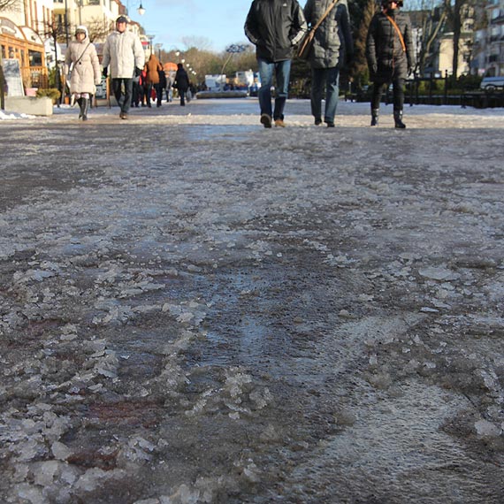 Miejska lizgawka wreszcie jest! Na promenadzie… 