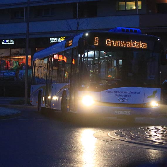 Rzadziej jedzimy autobusami