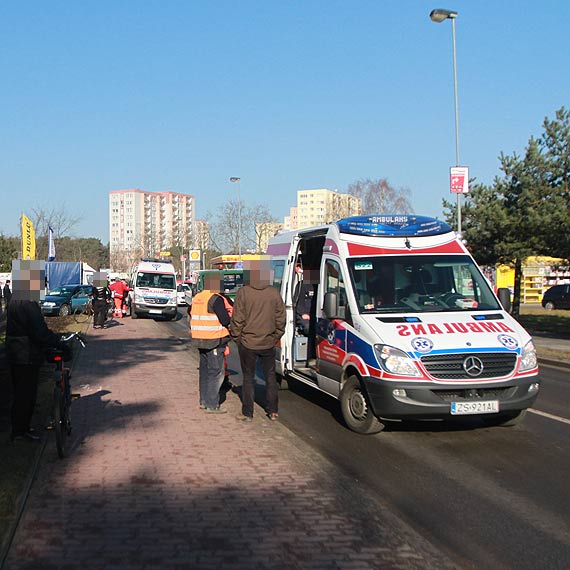 Niemiec wjecha w ogrodzenie. Polacy si zderzyli