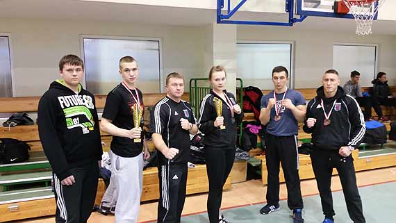 Mistrzostwa Polski Seniorw i Juniorw w kickboxingu w formule Kick-Light w Kartuzach