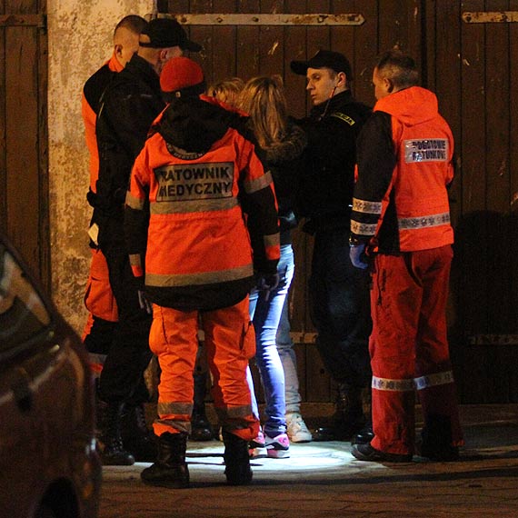 Czy kobieta prbowaa popeni samobjstwo? Interweniowali ratownicy medyczni i policjanci