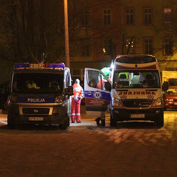 Czy kobieta prbowaa popeni samobjstwo? Interweniowali ratownicy medyczni i policjanci