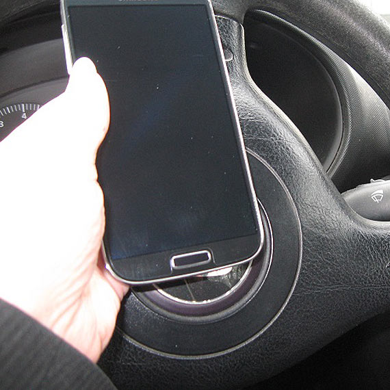  Kierowco! Jadc, nie rozmawiaj przez telefon!