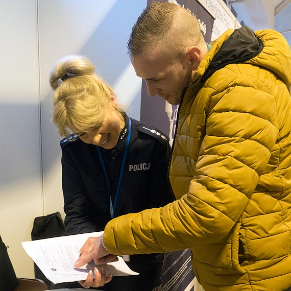 69 wystawców, ponad 1000 ofert pracy. Międzynarodowe Targi Pracy