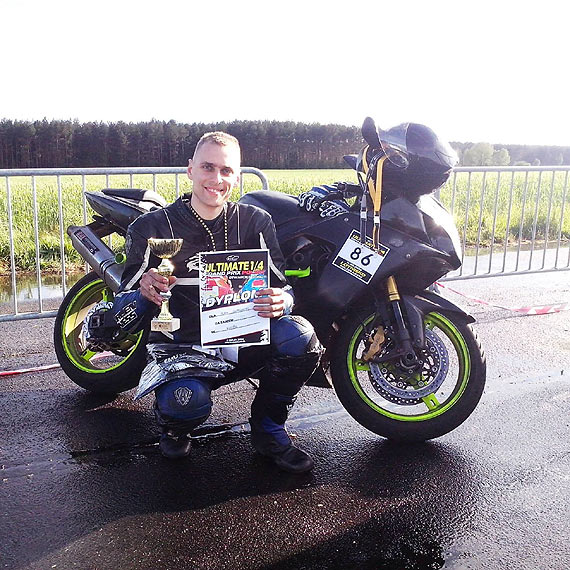 Adam Gutkowski: Motocykle to cae moje ycie. Poszukuje ludzi, ktrzy chc pomc mi si rozwija