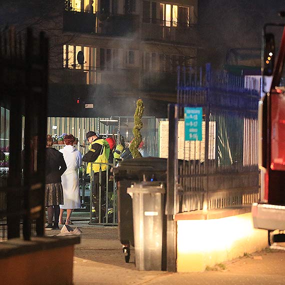 Pożar w sklepie Dom i ogród. Na miejscu 2 jednostki straży