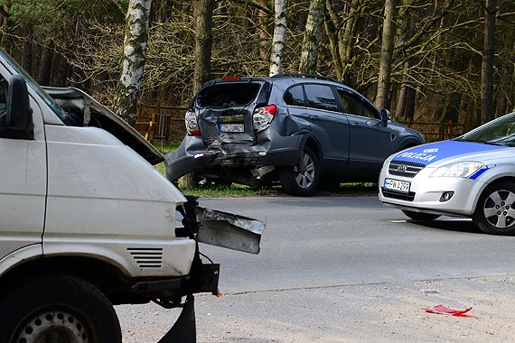 Grony wypadek na Pomorskiej. Na miejscu wszystkie suby ratownicze