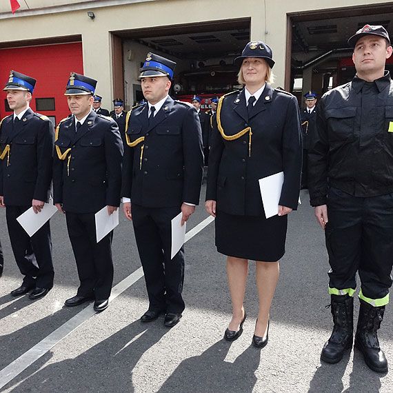 Straacy witowali swj dzie. Otrzymali nominacje i wyrnienia