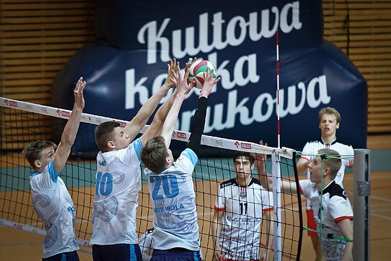 UMKS MOS Wola Warszawa zwycizc POLBRUK VOLLEYBALL CUP (kadeci)