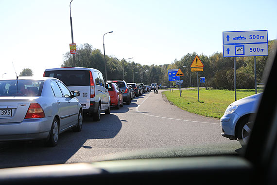 Pikne obietnice i... dugie kolejki na Karsiborach