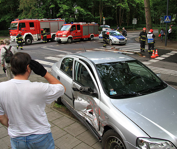 Grona kolizja na skrzyowaniu Matejki z Sienkiewicza. Czytelniczka ostrzegaa...