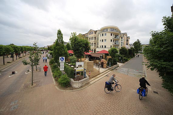 Ucz si i pracuj- Polka w hotelu Das Ahlbeck. Po gimnazjum moesz uczy si i pracowa zarabiajc okoo 450 euro