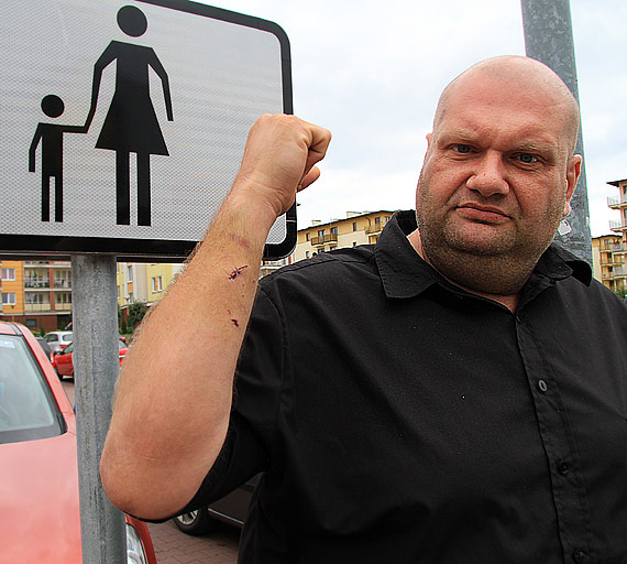 Pan Mariusz - Ochroniarz który uratował dziecko: Maluszek nie reagował na żadne sygnały...