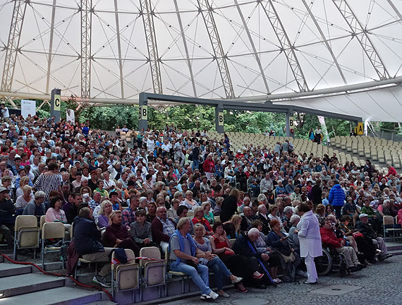 „Piwnica pod Baranami”- wielki koncert w amfiteatrze 