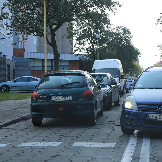 Za fatalne parkowanie mandaty dostan wszyscy?