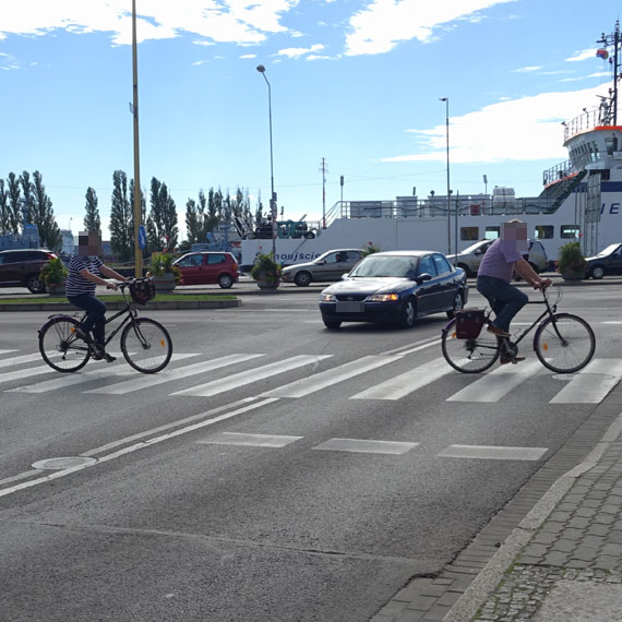 Czytelnik: Puapek dla rowerzystw i kierowcw w miecie nie brakuje