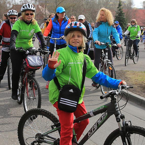 Rowerowy pocztek ostatniego wrzeniowego weekendu masa krytyczna z okazji jubileuszu!