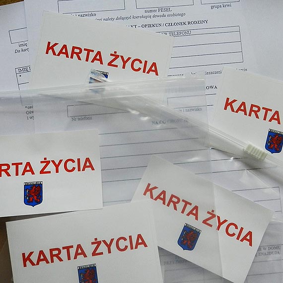 „Karty ycia” teraz w zakadzie i przychodni