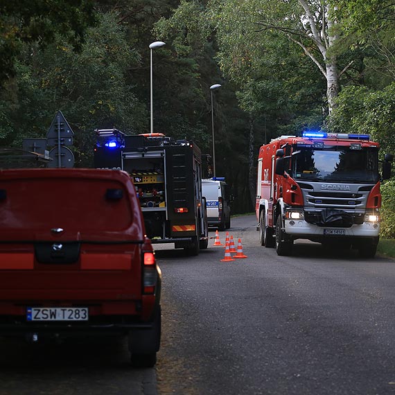 Poar na dziakach przy Krzywej. Doszcztnie spona altana