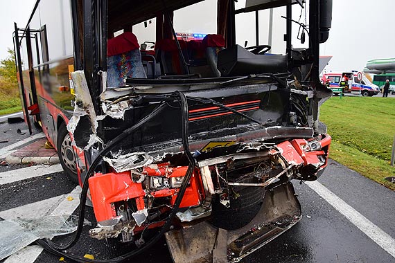 Wolin: Wypadek autobusu z dziemi. 5 osb rannych. Zobacz film!