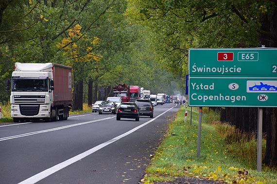 Wolin: Wypadek autobusu z dziemi. 5 osb rannych. Zobacz film!