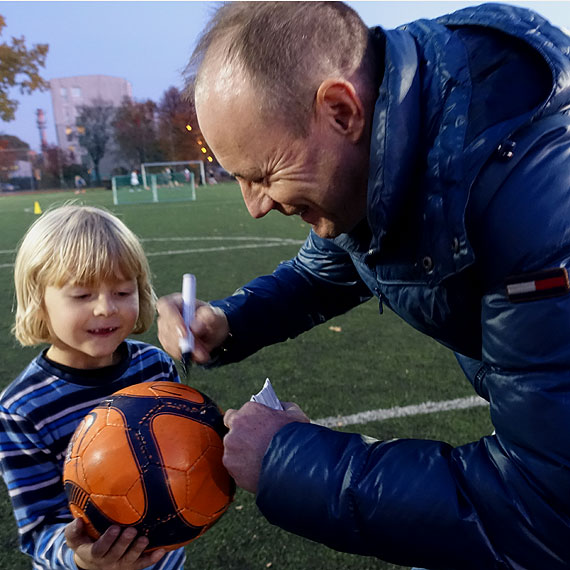 Piotr Reiss w winoujciu! Odwiedzi modych pikarzy. Zobacz fotogaleri!