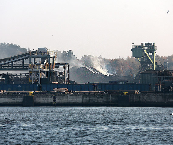 Czytelnik: Port to truciciel mieszkacw i kuracjuszy! Zobacz film!