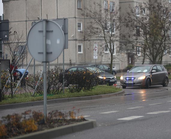 Wypadek na skrzyowaniu 11 Listopada i Grodzkiej. Kierowca hondy potrci rowerzystk