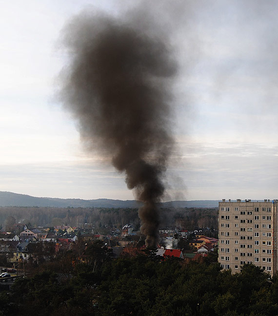 Poar garau na Maopolskiej 18! Do poncego skutera wezwano dwa zastpy straakw!