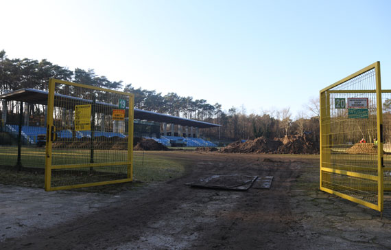 Stadion zmienia si w lekkoatletyczn aren!