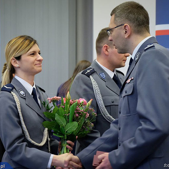 Policjanci odznaczeni za dzielno