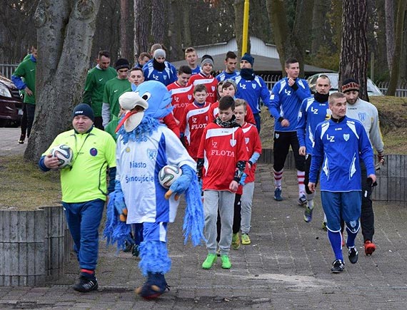 Przyjacielsko, ale bez sentymentw na boisku Flota - Zieloni Wyszobr 18-0 (6-0)