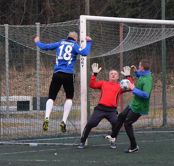 Przyjacielsko, ale bez sentymentw na boisku Flota - Zieloni Wyszobr 18-0 (6-0)